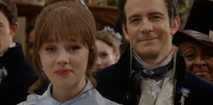 « La Chronique des Bridgerton » a révélé son histoire d'amour gay et on crie !