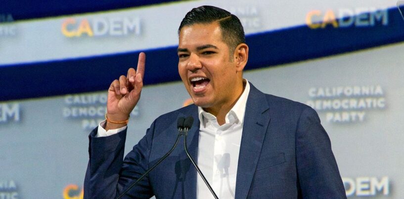 Le représentant Robert Garcia : « L'armée qui a vaincu Hitler et sauvé le monde comprenait des drag queens »