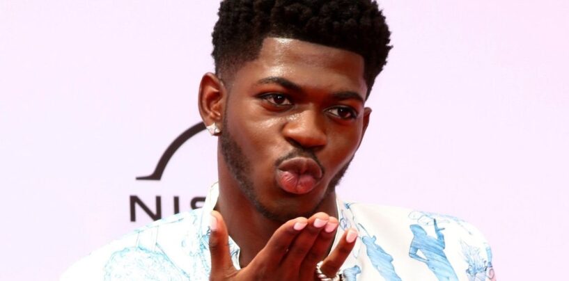 Lil Nas X trolle les fans avec du bœuf Crazy Frog, Drake appelle et nous caquons
