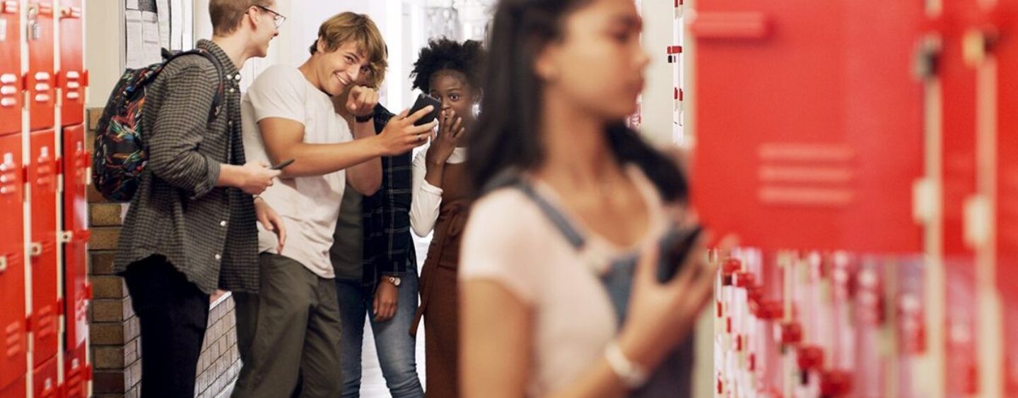Un juge fédéral bloque les protections du titre IX pour les étudiants LGBTQ+ dans six autres États