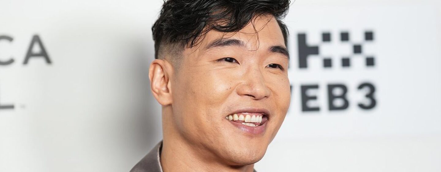 Joel Kim Booster parle du « syndrome de l'imposteur » et du sentiment d'être une « fraude »