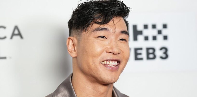 Joel Kim Booster parle du « syndrome de l'imposteur » et du sentiment d'être une « fraude »