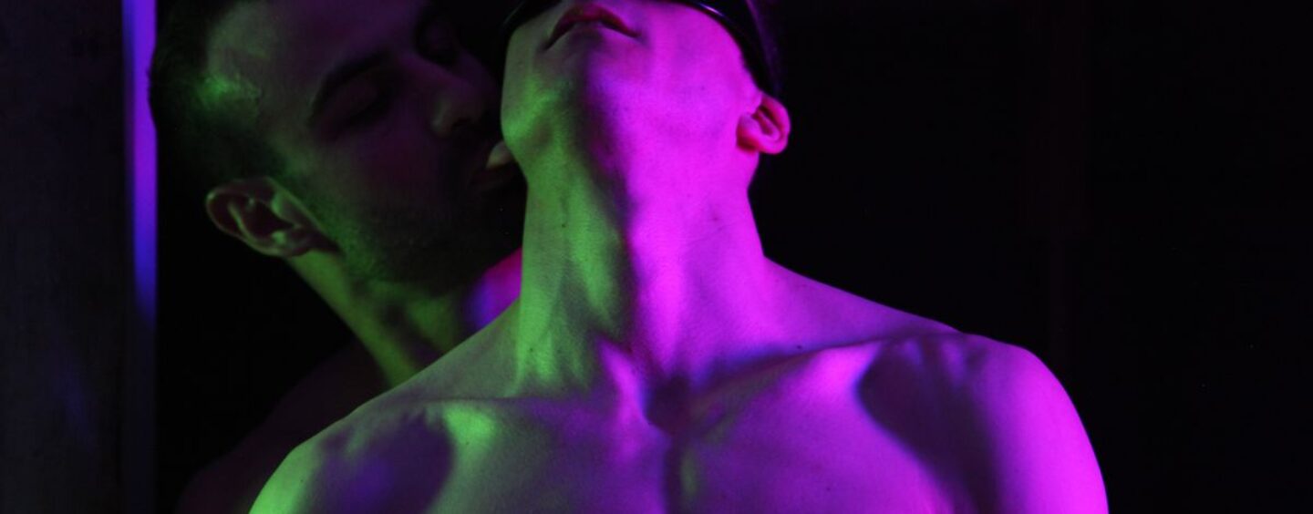 8 conseils rapides pour trouver du porno queer éthique lorsque vous avez envie de passer du temps épicé en solo