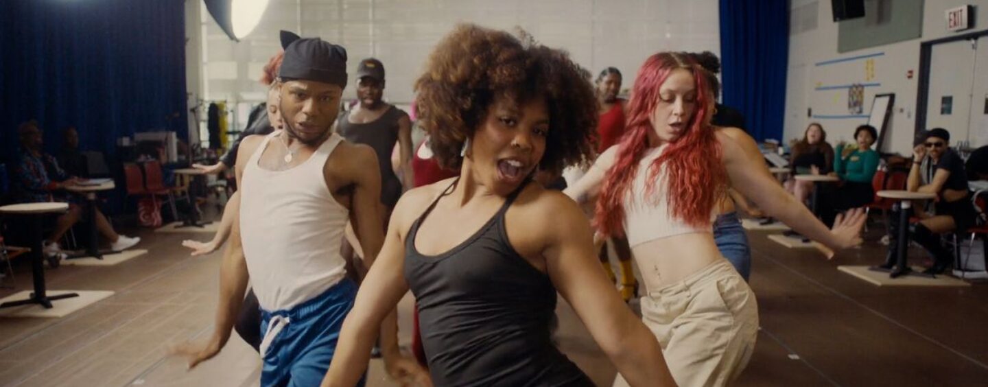 « Cats » fait l'objet d'une reprise inspirée de FIERCE Ballroom et nous vivons