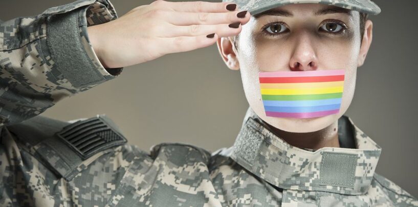 Un juge fédéral décide que les vétérans LGBTQ+ peuvent poursuivre le Pentagone pour des licenciements « ne demandez pas, ne dites pas »