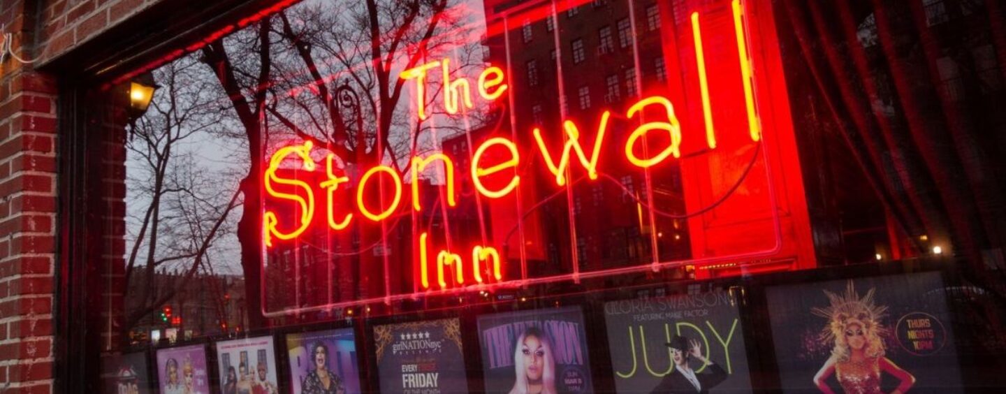 Ce que vous devez savoir sur le soulèvement de Stonewall, qui a commencé il y a 55 ans
