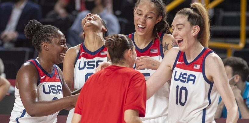 L’équipe olympique féminine de basket-ball des États-Unis est incroyablement bizarre – et il lui manque une joueuse surprenante