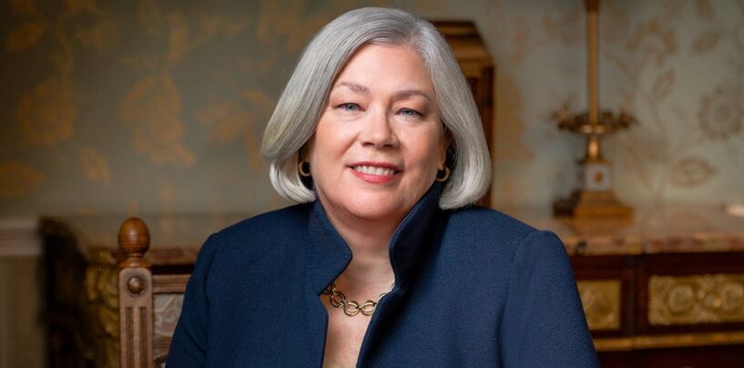 Rencontrez Ellen Granberg, présidente lesbienne pionnière de l'Université George Washington