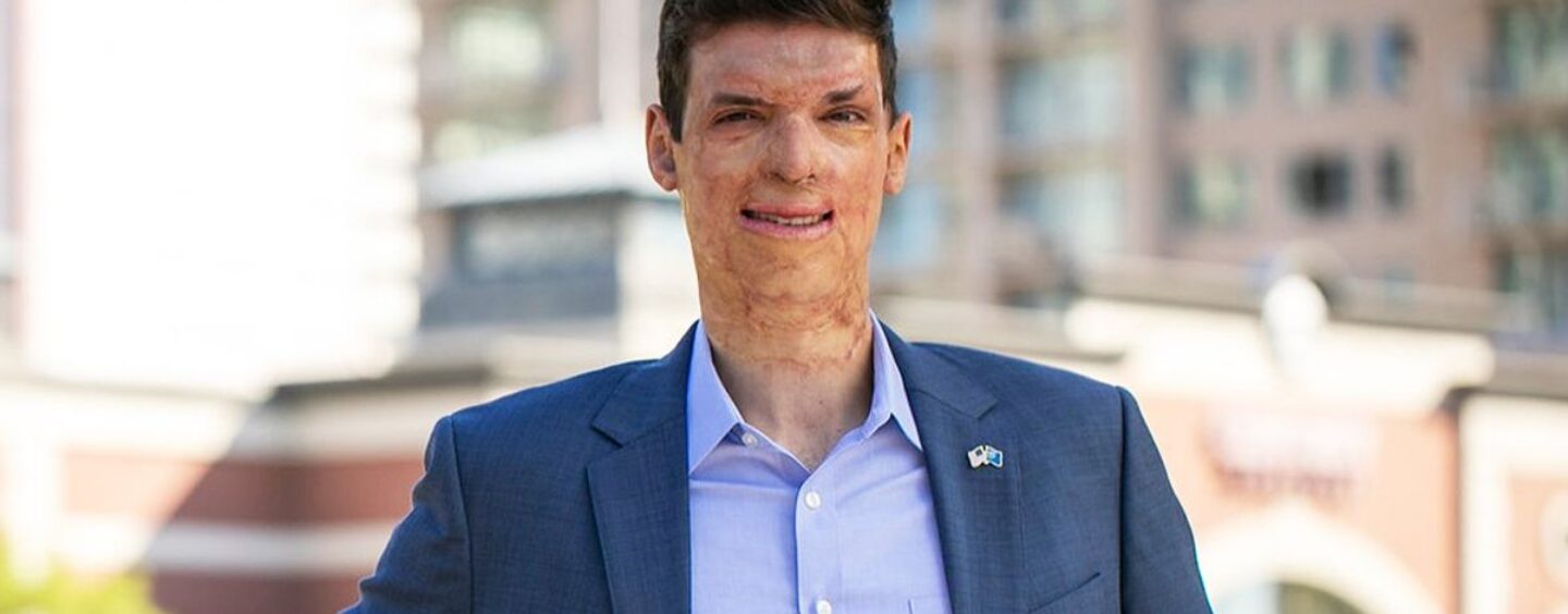 Tirer la sonnette d'alarme à propos du candidat républicain au Sénat américain anti-LGBTQ+ du Nevada, Sam Brown
