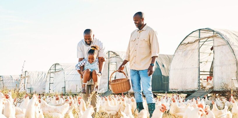 Ces agriculteurs et éleveurs homosexuels boycottent Tractor Supply et souhaitent que vous les rejoigniez