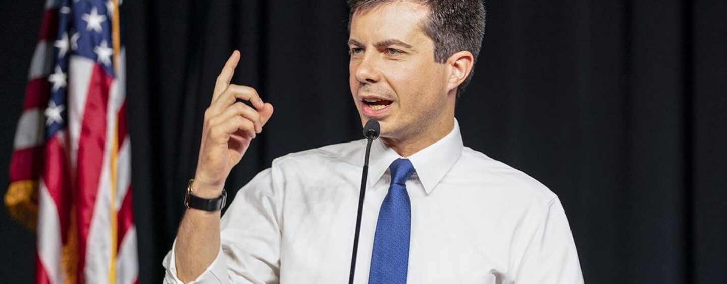 Pete Buttigieg critique JD Vance et son milliardaire gay et technophile
