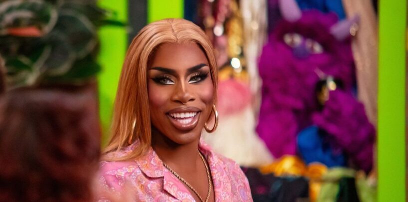 Nous discutons avec Monét X Change à propos des soirées pyjama, des collations, des farces de fête et de qui n'est PAS invité