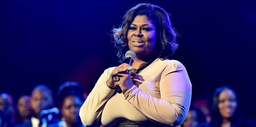 Kim Burrell s'excuse auprès de la communauté LGBTQ+ pour ses commentaires « négatifs et blessants »
