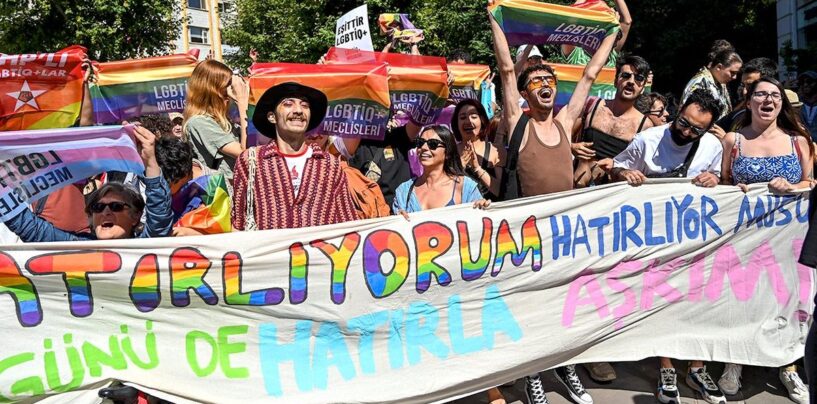 Istanbul célèbre la Gay Pride malgré l'interdiction et les arrestations