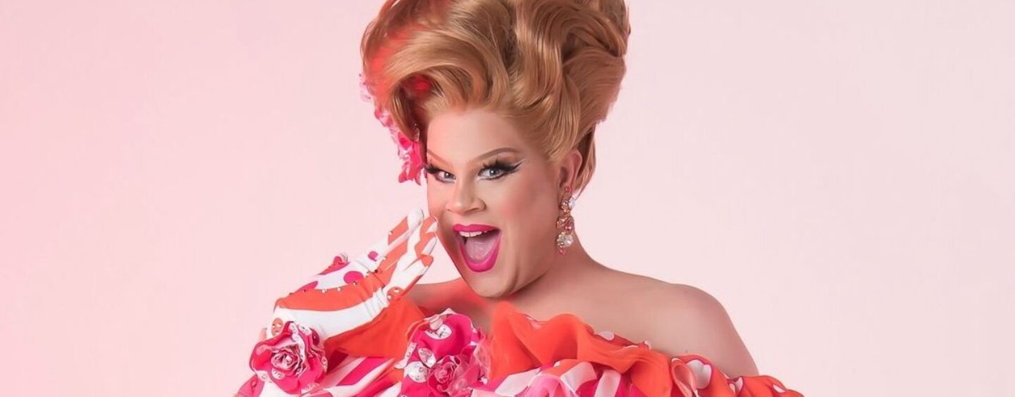 Nina West défend ses défilés « All Stars 9 » et affirme que Plastique Tiara est le prochain RuPaul