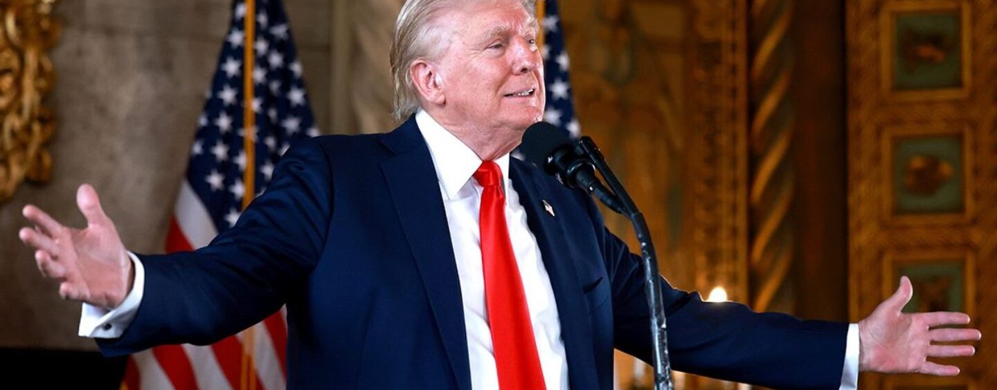 Trump qualifie Kamala Harris et Tim Walz de « très impliqués dans le monde transgenre » lors d'une conférence de presse déchaînée