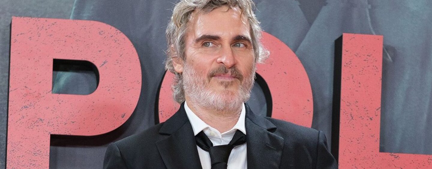 Joaquin Phoenix a quitté son film gay torride et Internet le lit pour des saletés