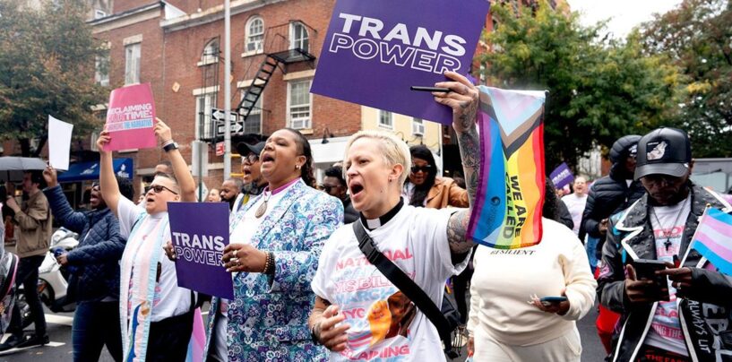 Des milliers de personnes manifesteront pour la visibilité des trans à Washington samedi