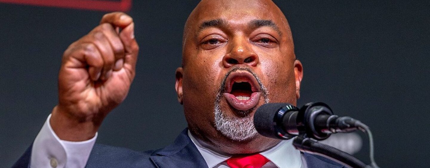 Le candidat homophobe du parti républicain au poste de gouverneur, Mark Robinson, est en forte baisse dans les derniers sondages