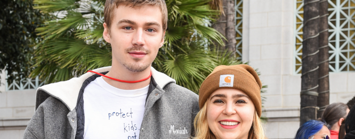 Mae Whitman a nommé son nouveau fils d'après son oncle et son frère de « Parenthood », Miles Heizer, et nous sanglotons