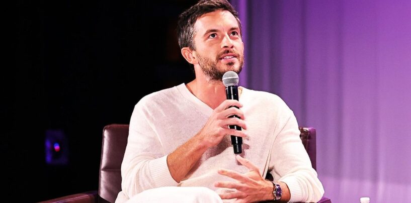 Voici le premier aperçu de Jonathan Bailey dans « Jurassic World Rebirth »