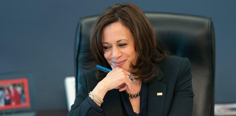 « Nous avons bien plus de pouvoir qu'ils ne le pensent » : les défenseurs des droits des personnes transgenres organisent un appel Zoom pour Harris