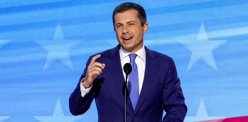 Pete Buttigieg appelle à une « meilleure politique » pour combattre la « noirceur » de l’Amérique de Trump