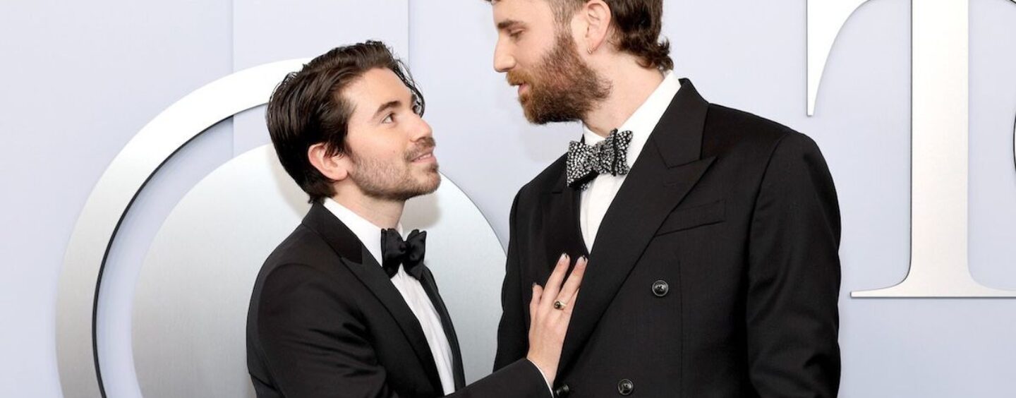 Ben Platt épouse Noah Galvin lors d'une célébration à New York