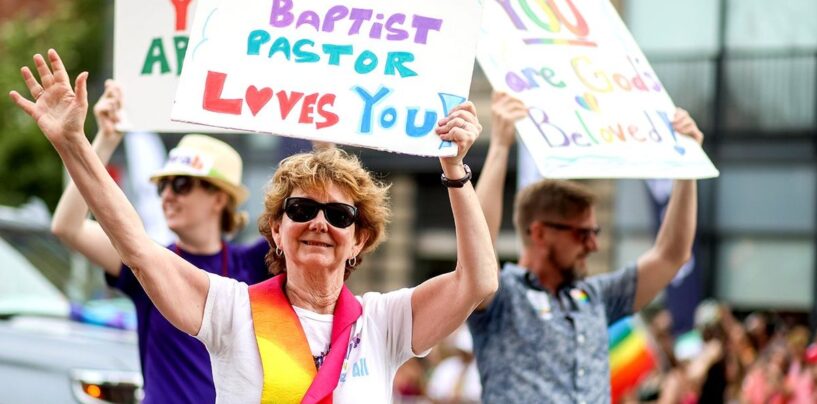 Prier pour que l'homosexualité disparaisse n'a pas fonctionné, mais m'aimer moi-même, oui.