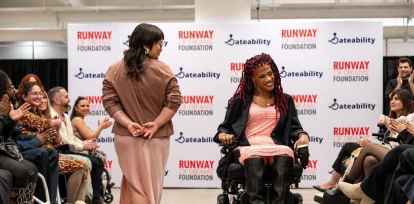 La Fondation Runway of Dreams révolutionne la mode avec un design accessible à la NYFW