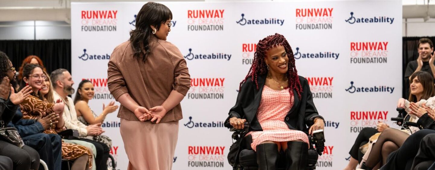 La Fondation Runway of Dreams révolutionne la mode avec un design accessible à la NYFW