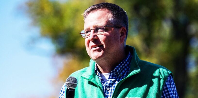 Le républicain du Maryland, Neil Parrott, est un désastre anti-LGBTQ+