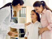 Plus de 160 démocrates exhortent la Cour suprême à soutenir les droits des personnes transgenres aux soins de santé