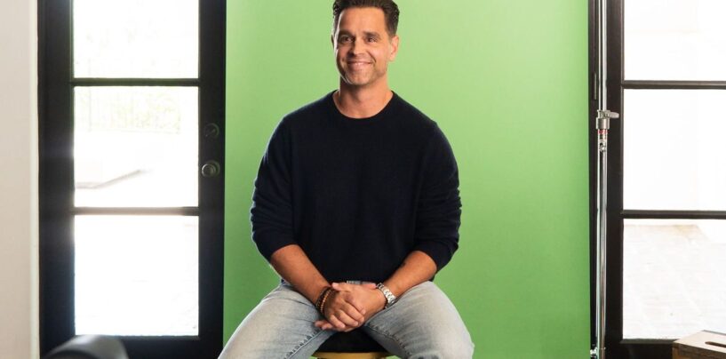 Le créateur et animateur Karl Schmid combat la stigmatisation du VIH grâce à la connaissance