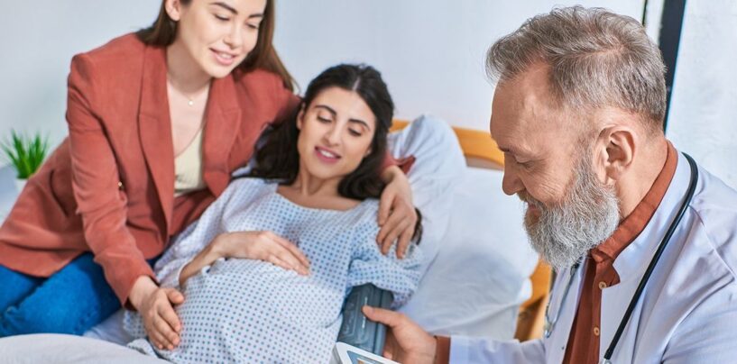 La campagne Harris-Walz critique Trump, Vance et les républicains pour ne pas avoir soutenu le projet de loi sur la protection contre la FIV