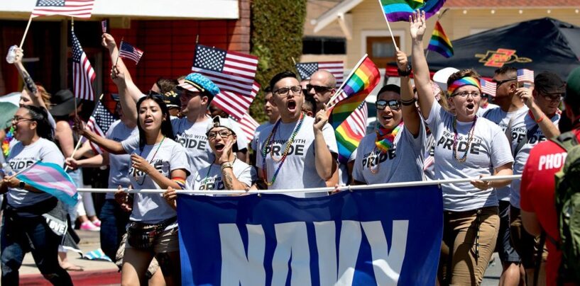 En tant qu'ancien combattant et défenseur des homosexuels, je sais que nous ne pouvons pas nous permettre une autre présidence de Donald Trump.