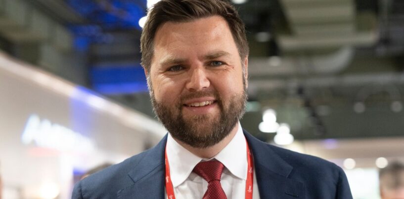 30 réactions HILARANTES à JD Vance qui se trompe de genre et nous ne pouvons pas arrêter de RIRE