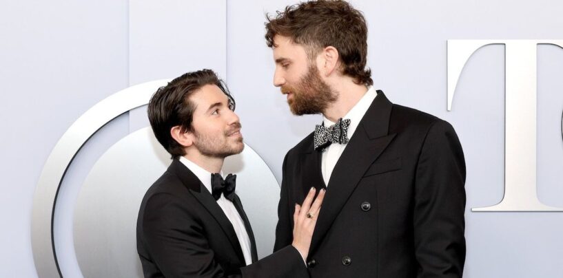 Ben Platt épouse Noah Galvin lors d'une célébration à New York