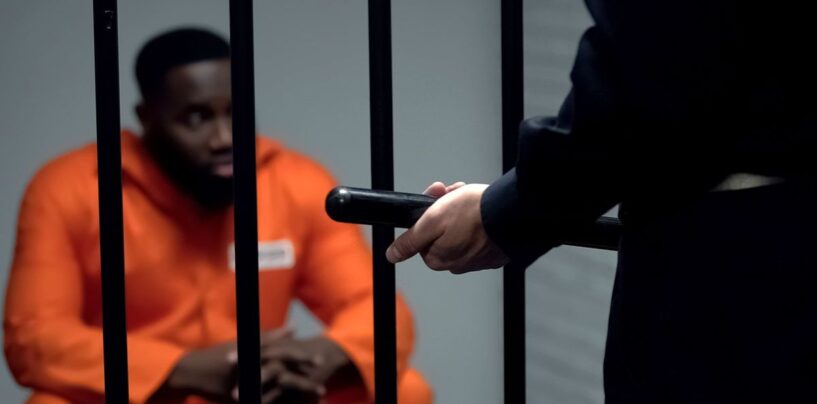 Les prisons de l’État de Géorgie ont hébergé des détenus LGBTQ+ dans des conditions horribles, selon un nouveau rapport du DOJ