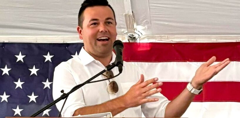 Le candidat du lieutenant-gouverneur du GOP de l'Indiana dit qu'il licenciera les employés de l'État avec des pronoms de signature électronique