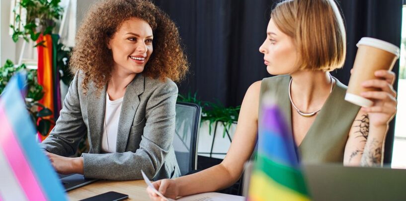 Est-il toujours sécuritaire de sortir au travail ? La vérité sur l’inclusion LGBTQ+ sur le lieu de travail