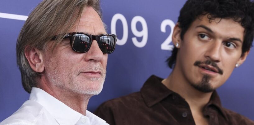 Daniel Craig parle du tournage de scènes de sexe torrides « Queer » avec Omar Apollo