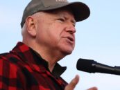 Tim Walz défend longuement les jeunes queer et trans dans une interview avec Glennon Doyle