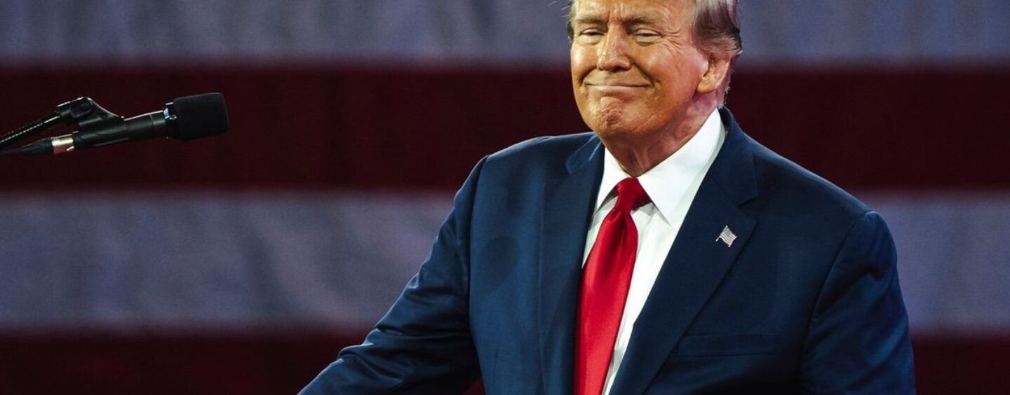 20 réactions HILARANTES à Donald Trump GUSHING à propos du dong d'Arnold Palmer