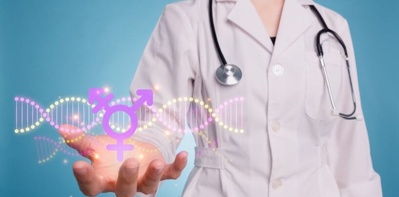 La campagne Harris applaudit l'hypocrisie des publicités anti-trans de Trump sur les soins d'affirmation de genre pour les prisonniers