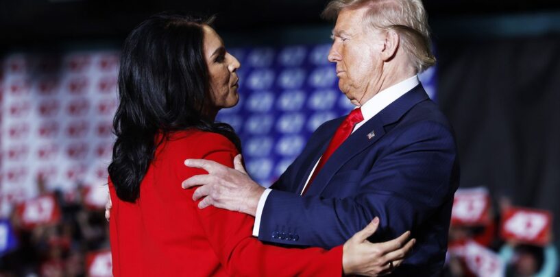25 réactions hilarantes à la photo grossière de Trump en train de s'embrasser avec le nez de Tulsi Gabbard