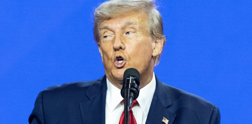 30 réactions DRÔLES face à Trump qui donne l'impression qu'il va utiliser sa bouche pour autre chose que mentir