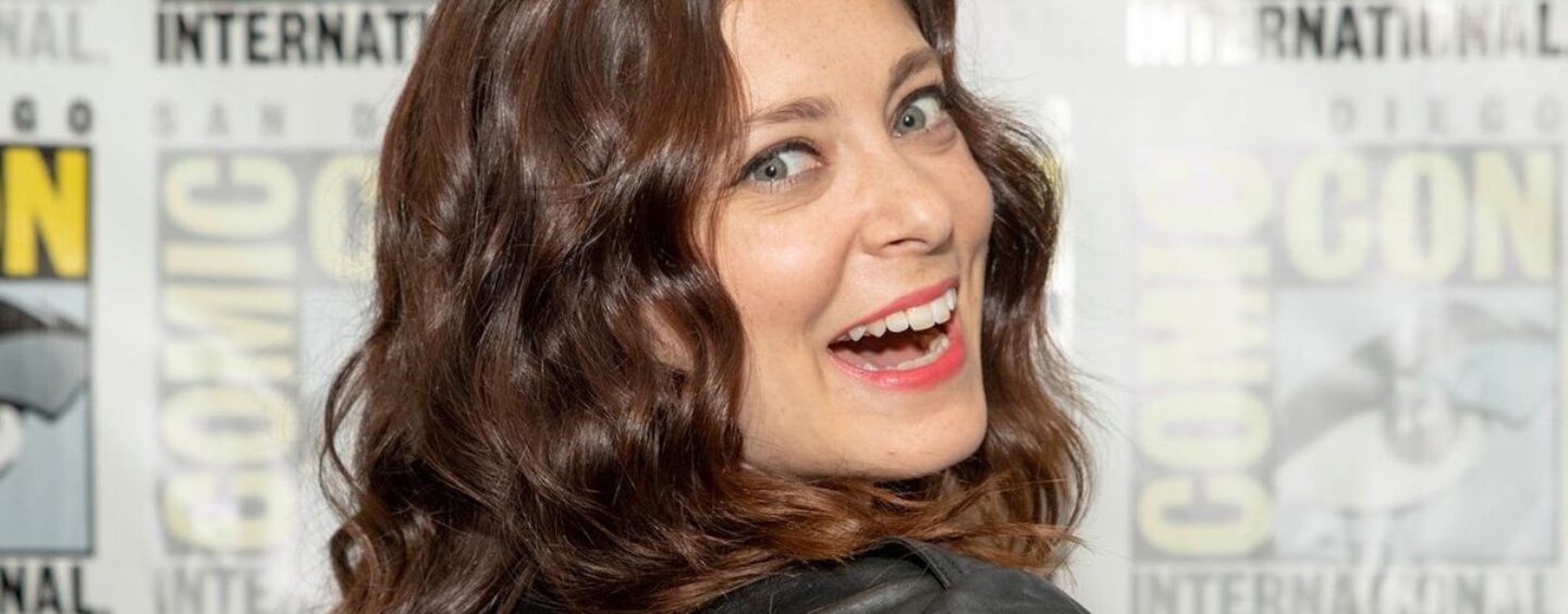 La fille de 4 ans de Rachel Bloom a le meilleur slogan de « Drag Race »