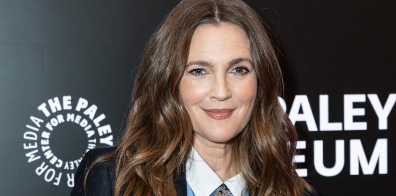 Drew Barrymore se surprend en admettant qu'elle aime les « ciseaux »