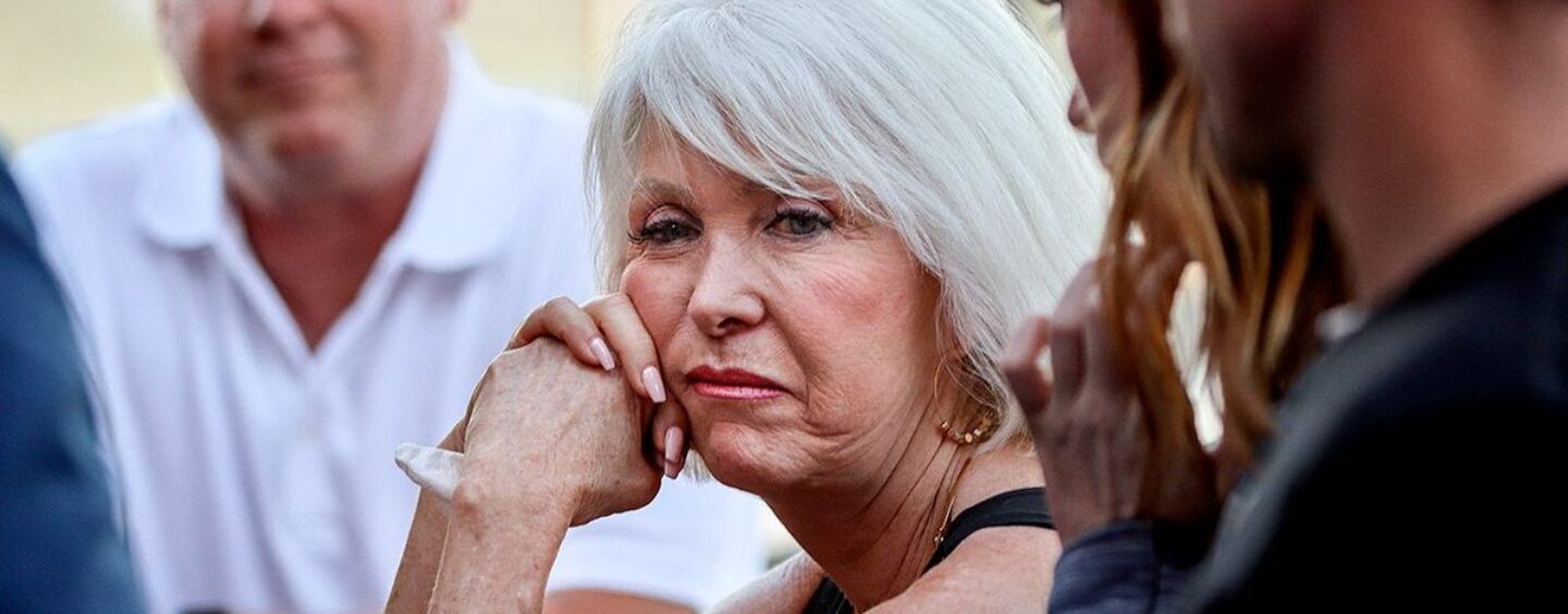 Un juge du Colorado fustige Tina Peters, la négationniste des élections MAGA, lors de la détermination de la peine : « Vous êtes un charlatan »